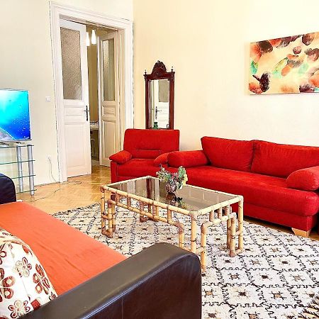 Isabelle Residency - Balcony & A.C Apartment Budapest Luaran gambar
