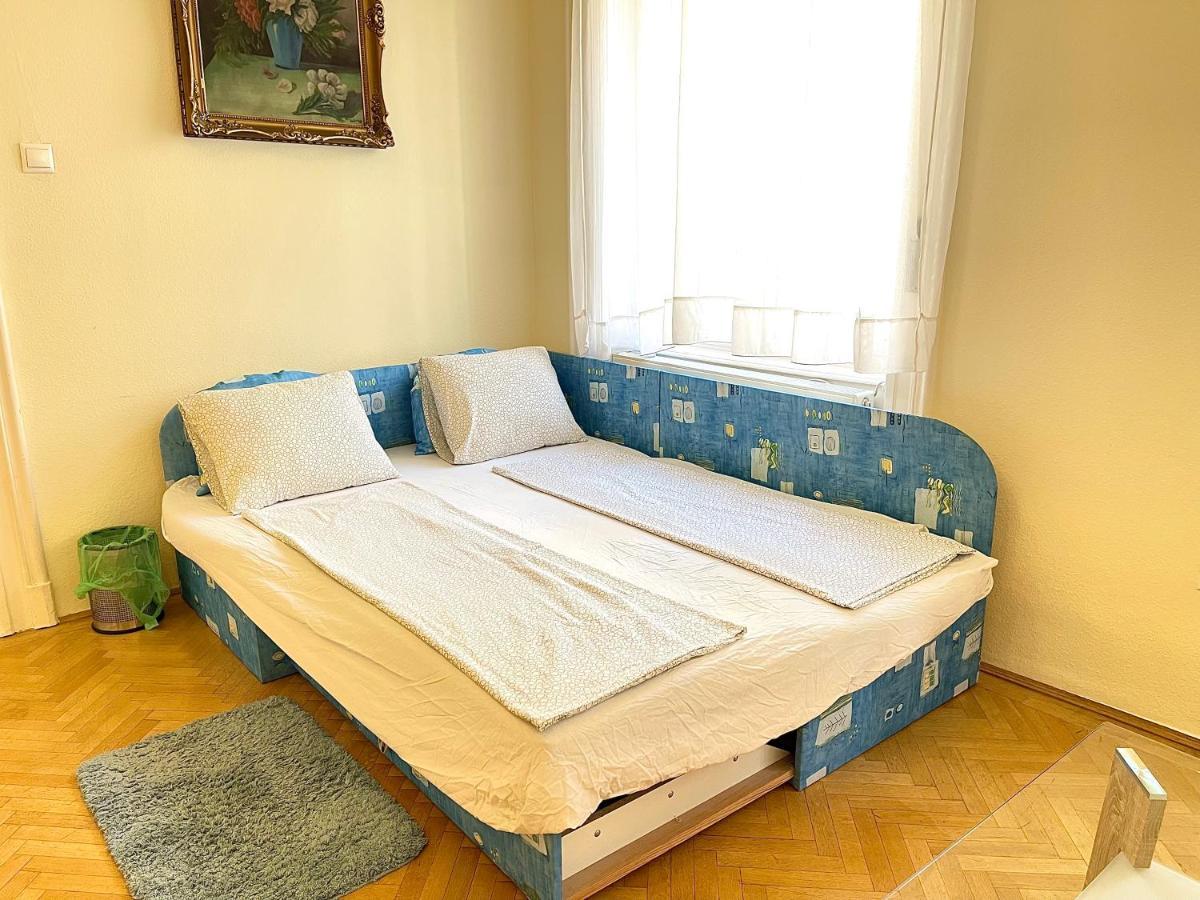 Isabelle Residency - Balcony & A.C Apartment Budapest Luaran gambar