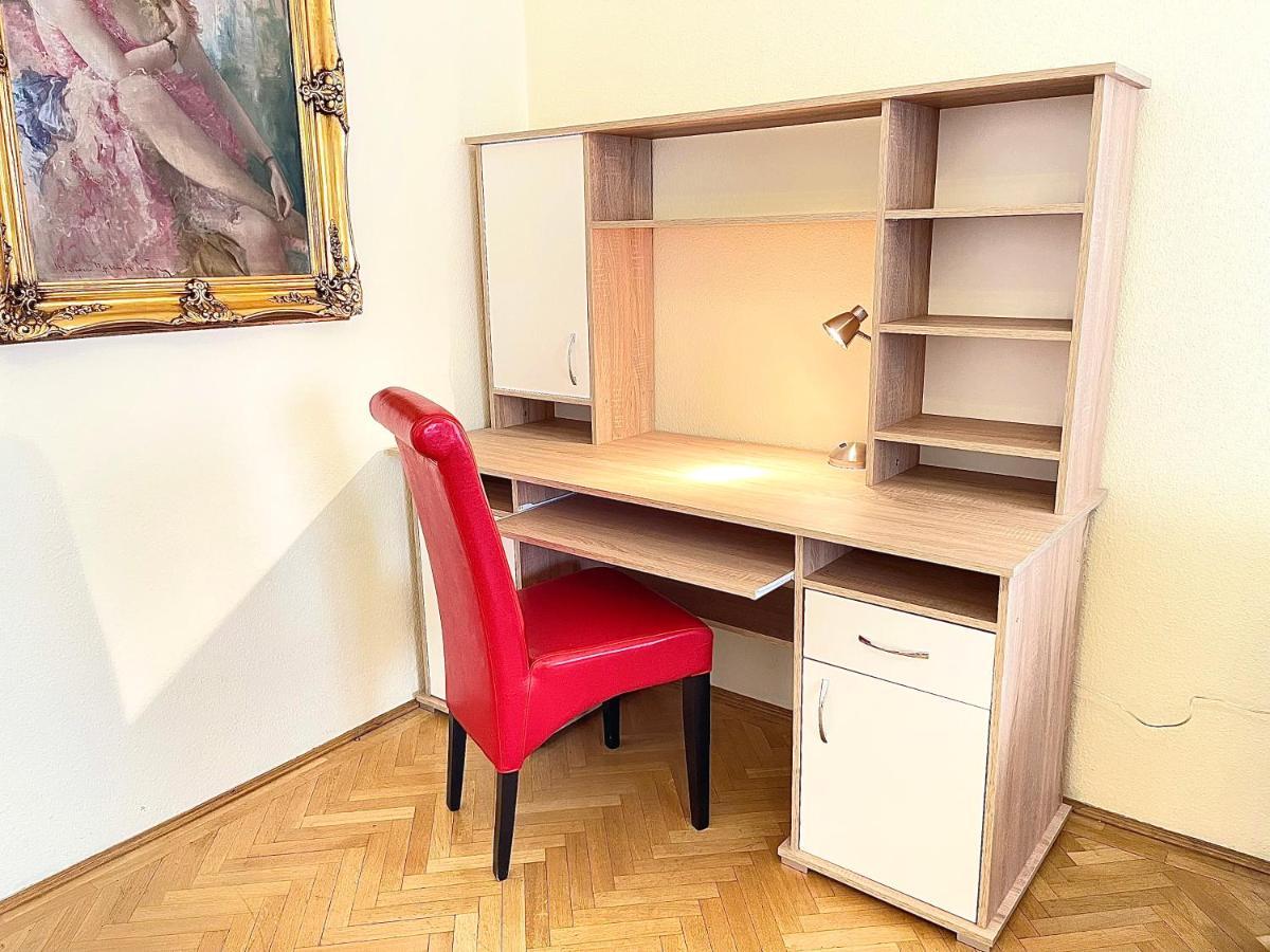 Isabelle Residency - Balcony & A.C Apartment Budapest Luaran gambar